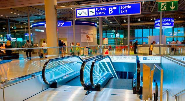 There are two terminals in Geneva Airport.